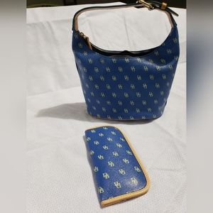 Dooney & Bourke Small Handbag Purse w Glasses Case
